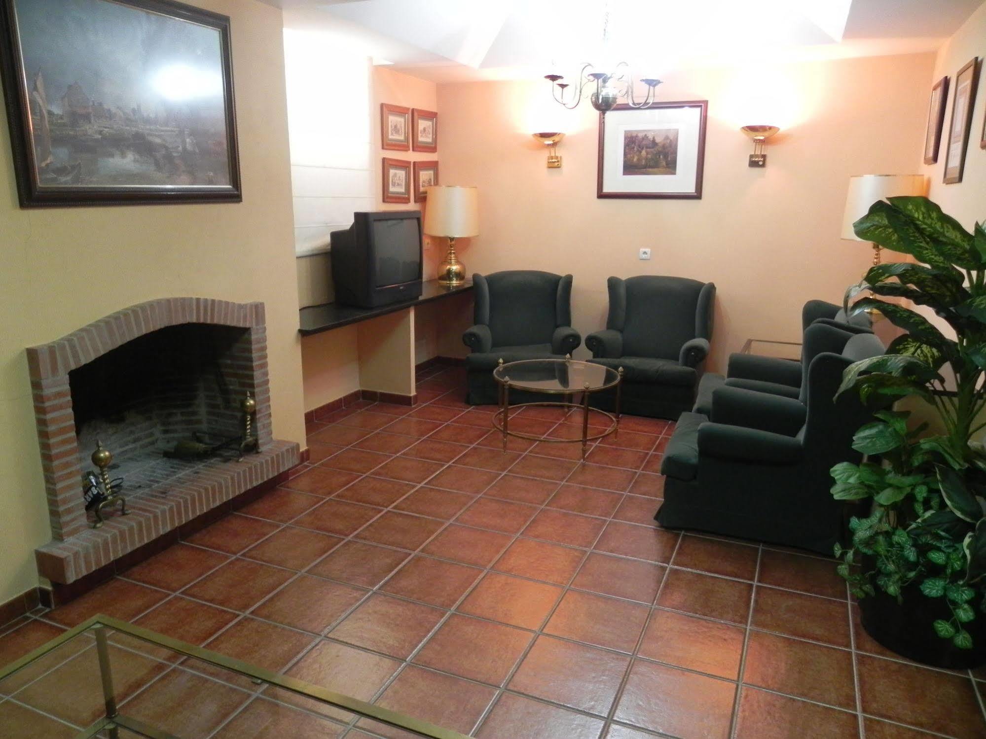 Hotel Sierra De Aracena Eksteriør billede